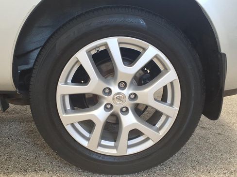 Used 2013 Nissan Rogue SL AWD/4WD image 7