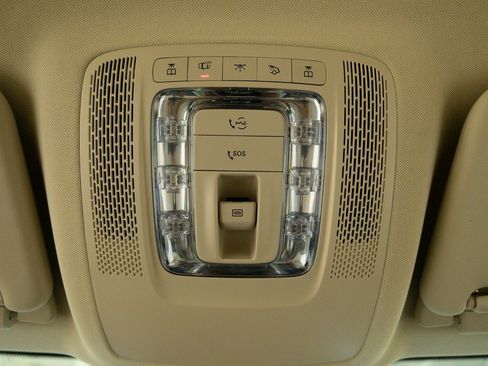 Certified 2024 Mercedes-Benz GLE 450 4MATIC image 18