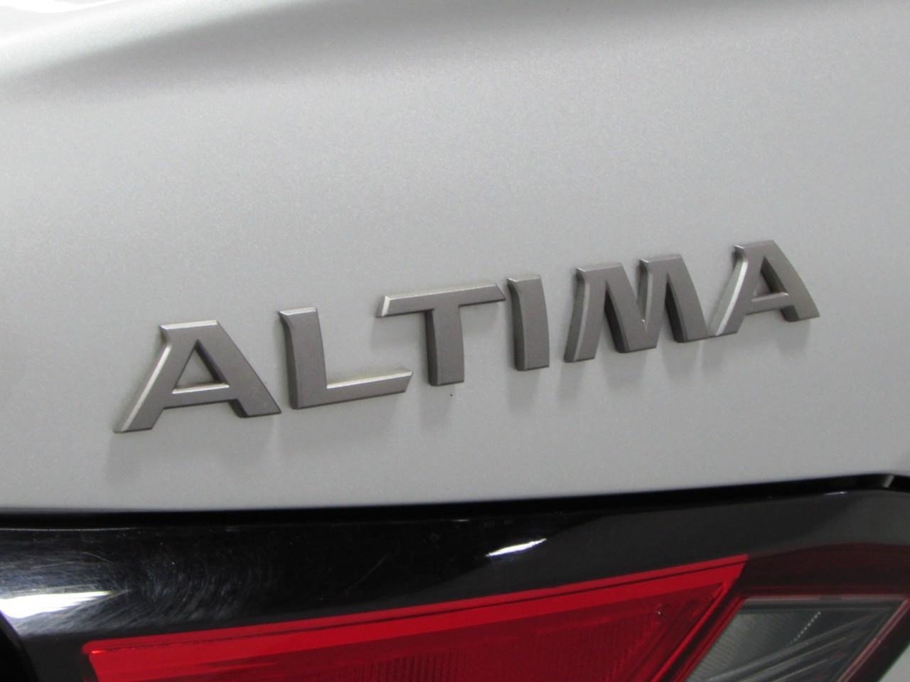 Used 2024 Nissan Altima 2.5 SV w/ SV Premium Package FWD image 31