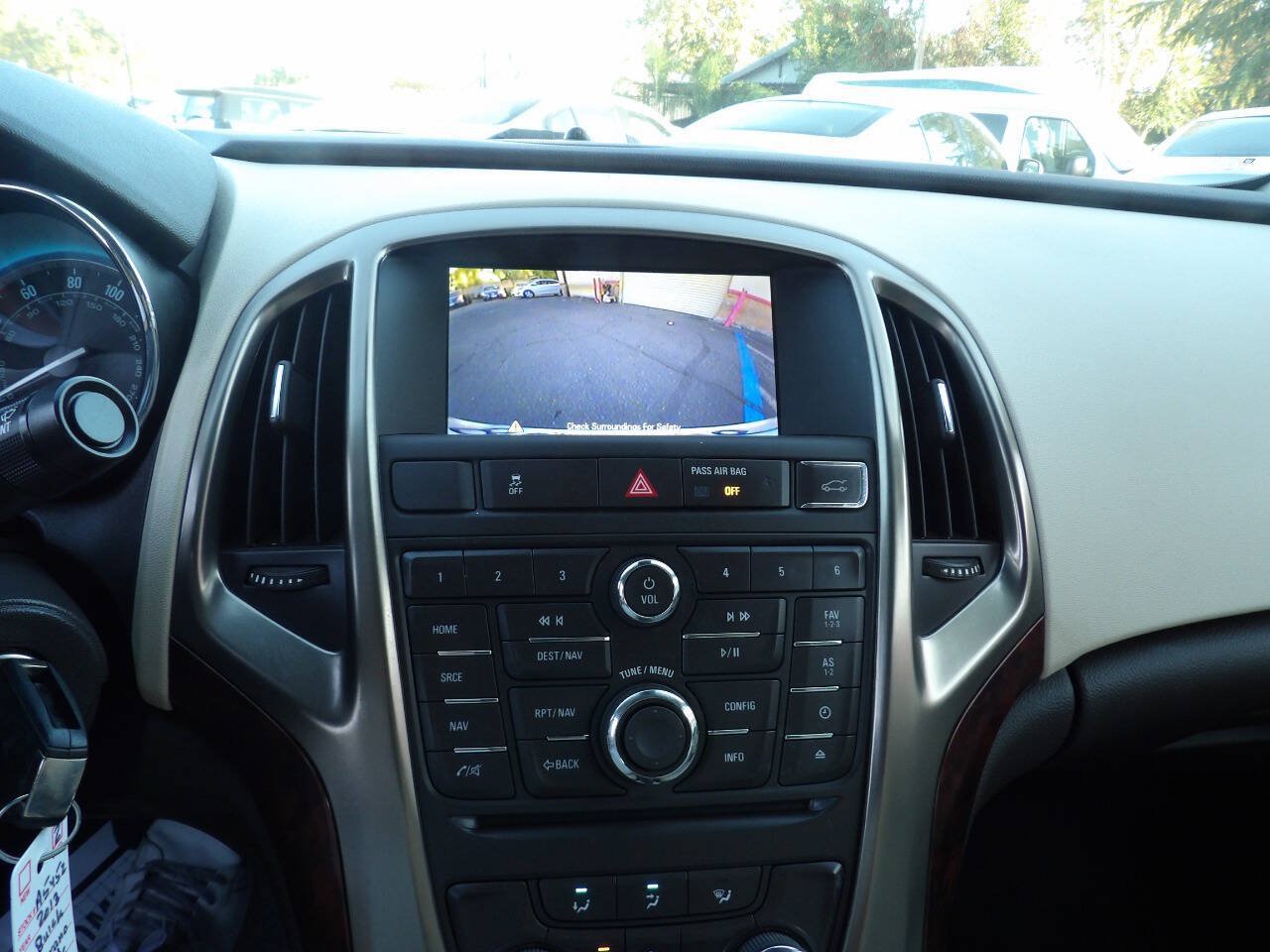 Used 2013 Buick Verano Convenience FWD image 7
