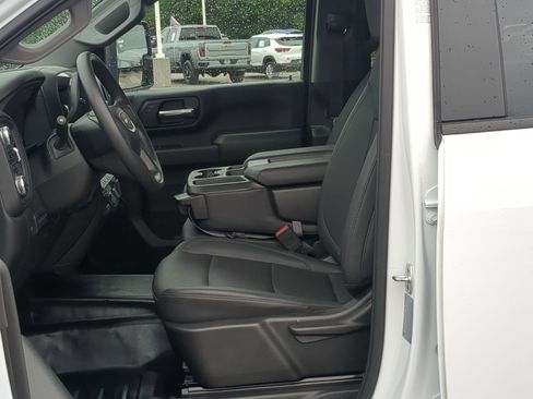 Used 2025 GMC Sierra 3500 Pro w/ Convenience Package AWD/4WD image 12