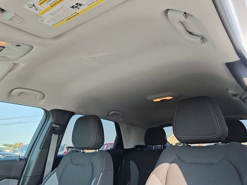 Used 2023 Chevrolet TrailBlazer LT w/ Convenience Package FWD image 22