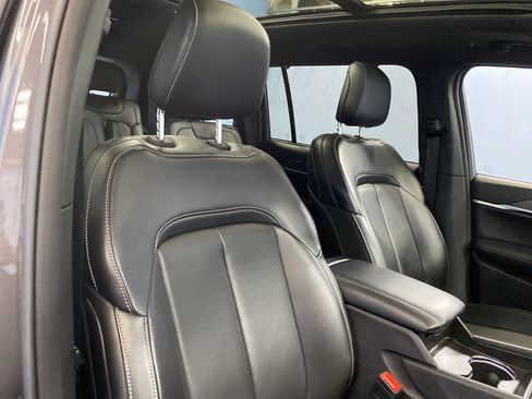 Used 2024 Jeep Grand Cherokee L Limited w/ Luxury Tech Group II image 48