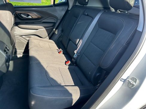 Used 2020 GMC Terrain SLE image 9