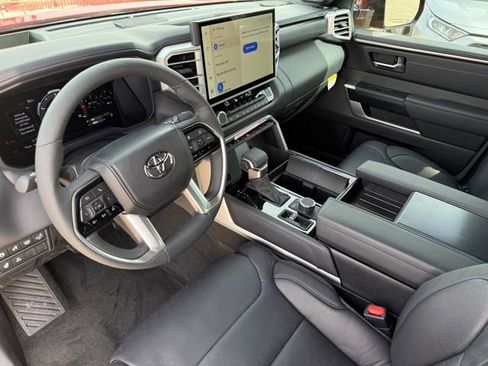 Used 2025 Toyota Tundra Platinum image 11