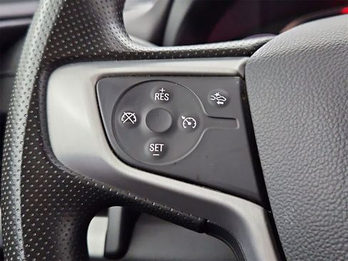 Used 2024 GMC Terrain SLE image 23