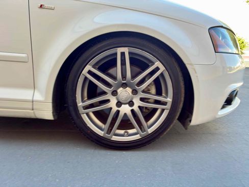Used 2010 Audi A3 2.0T Premium Plus FWD image 13
