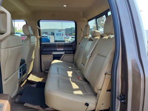 Used 2019 Ford F150 Lariat image 10