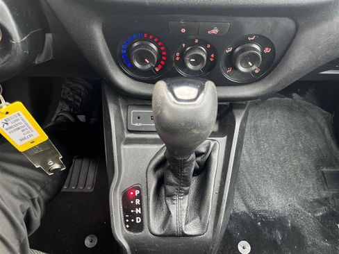 Used 2019 RAM ProMaster City Tradesman image 16