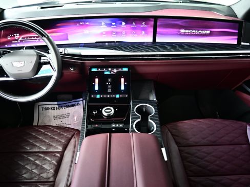 Used 2026 Cadillac Escalade Sport w/ LPO, ONYX Package AWD/4WD image 20