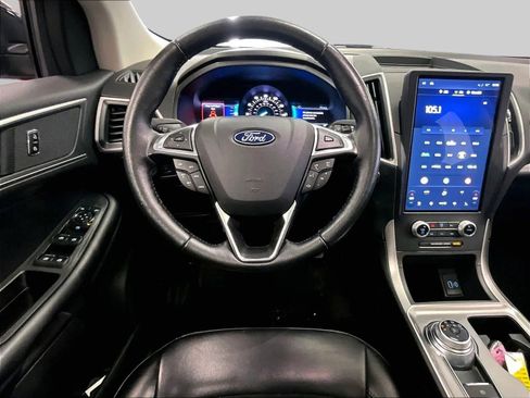Certified 2023 Ford Edge SEL w/ Convenience Package AWD/4WD image 5