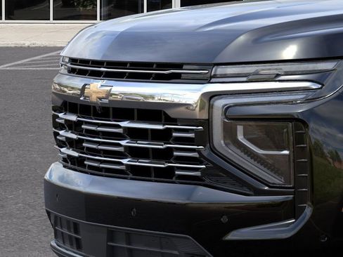 New 2026 Chevrolet Suburban Premier image 13