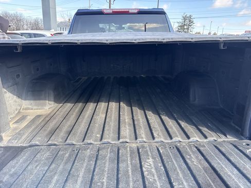 Used 2019 Chevrolet Silverado 1500 Custom Trail Boss w/ Custom Convenience Package image 5