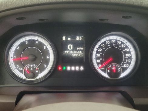Used 2013 RAM 1500 Classic SLT AWD/4WD image 23
