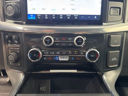 Used 2025 Ford F150 Lariat w/ Equipment Group 501A Mid AWD/4WD image 22
