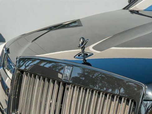 Used 2022 Rolls-Royce Ghost Black Badge image 22