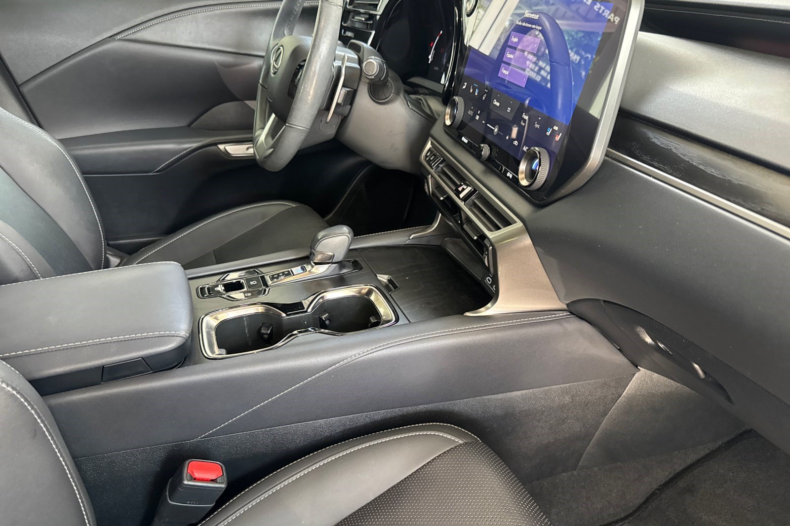 Used 2024 Lexus RX 350 Premium Plus w/ Convenience Package FWD image 20