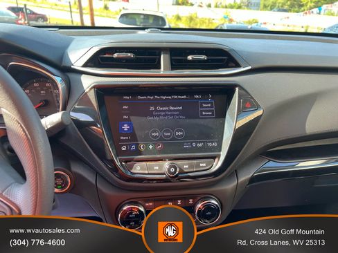 Used 2022 Chevrolet TrailBlazer LT w/ Convenience Package image 13