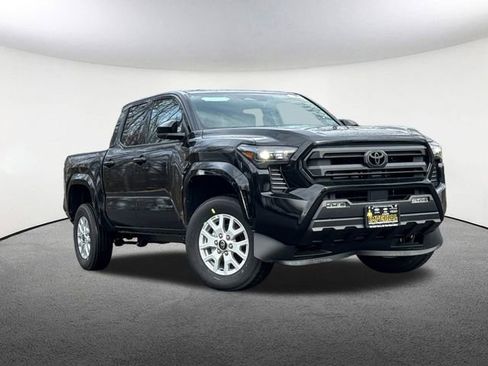 New 2026 Toyota Tacoma SR5 image 2