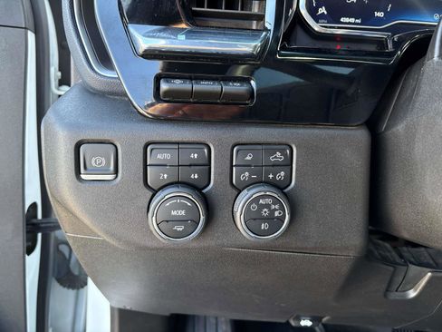 Used 2024 Chevrolet Silverado 2500 High Country w/ High Country Premium Package image 14