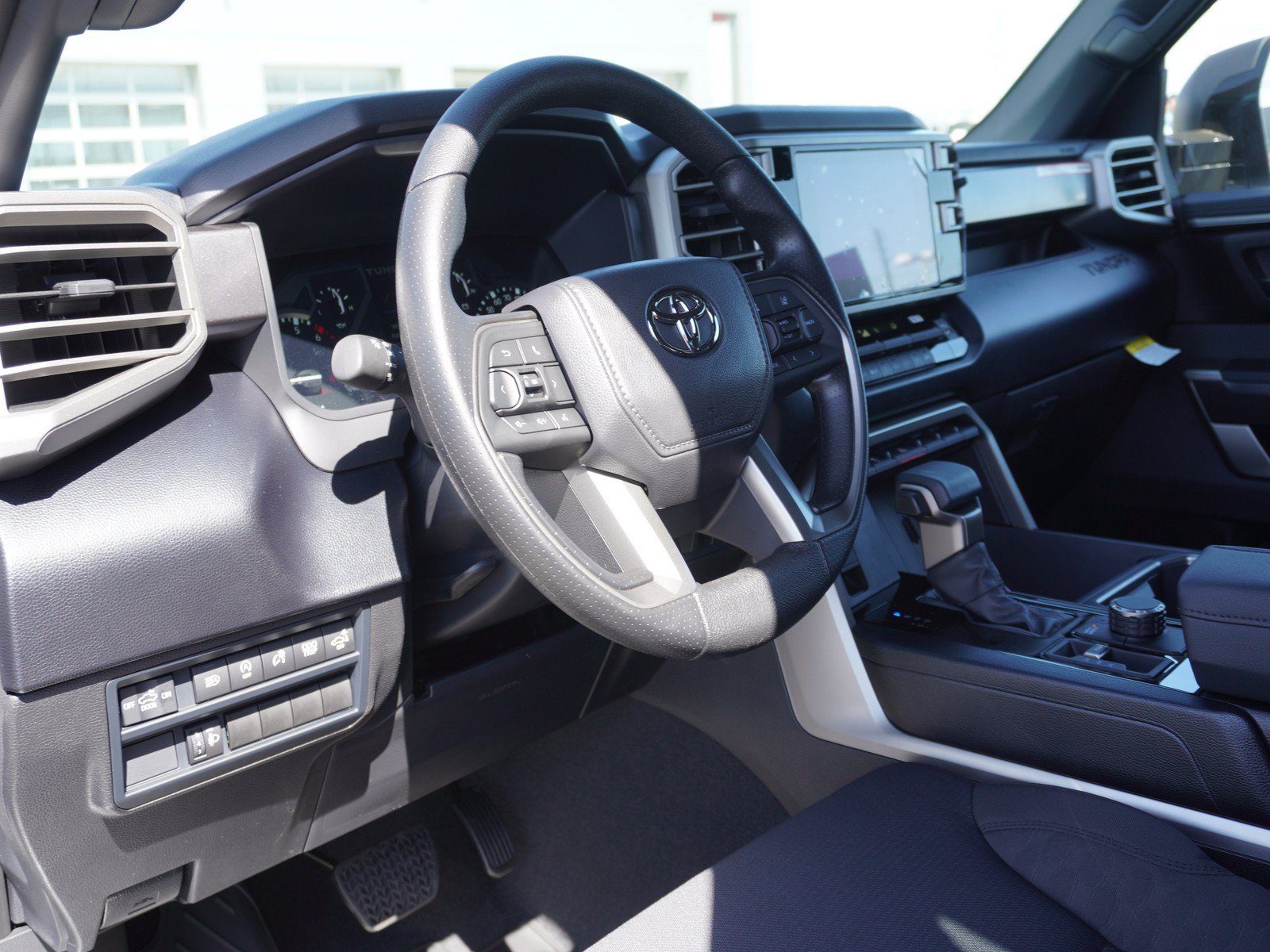 New 2026 Toyota Tundra SR5 w/ SR5 Convenience Package AWD/4WD image 20