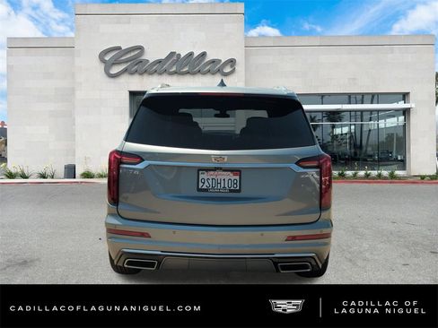 Used 2025 Cadillac XT6 Luxury image 4