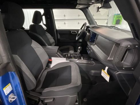 Used 2025 Ford Bronco 4-Door image 28