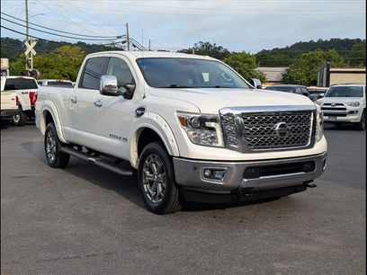 Used 2018 Nissan Titan SL w/ Chrome Package