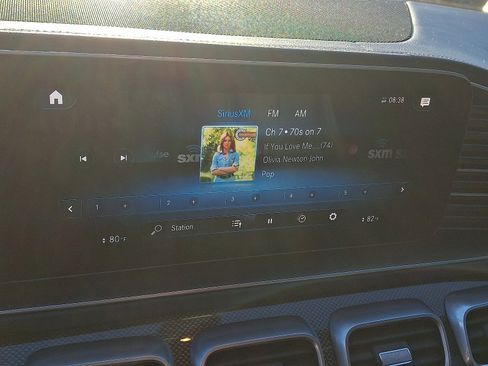 Used 2021 Mercedes-Benz GLS 580 GLS 580 image 18