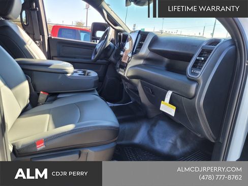 New 2026 RAM 2500 Tradesman AWD/4WD image 13