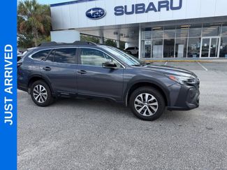 Used 2025 Subaru Outback Premium AWD/4WD video 1