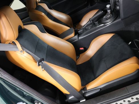 Used 2020 Toyota 86 image 28