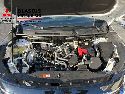 Used 2025 Mitsubishi Outlander SE image 20