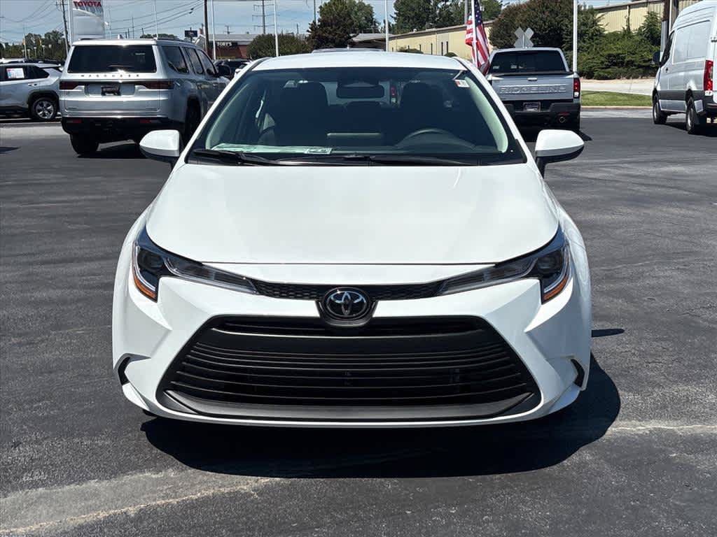 Used 2026 Toyota Corolla LE FWD image 24