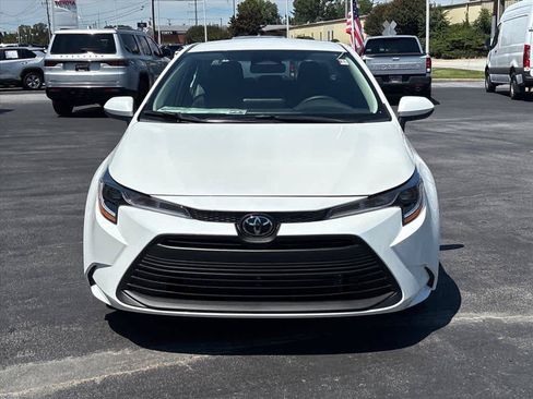 Used 2026 Toyota Corolla LE FWD image 24