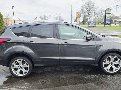 Used 2019 Ford Escape Titanium AWD/4WD image 7