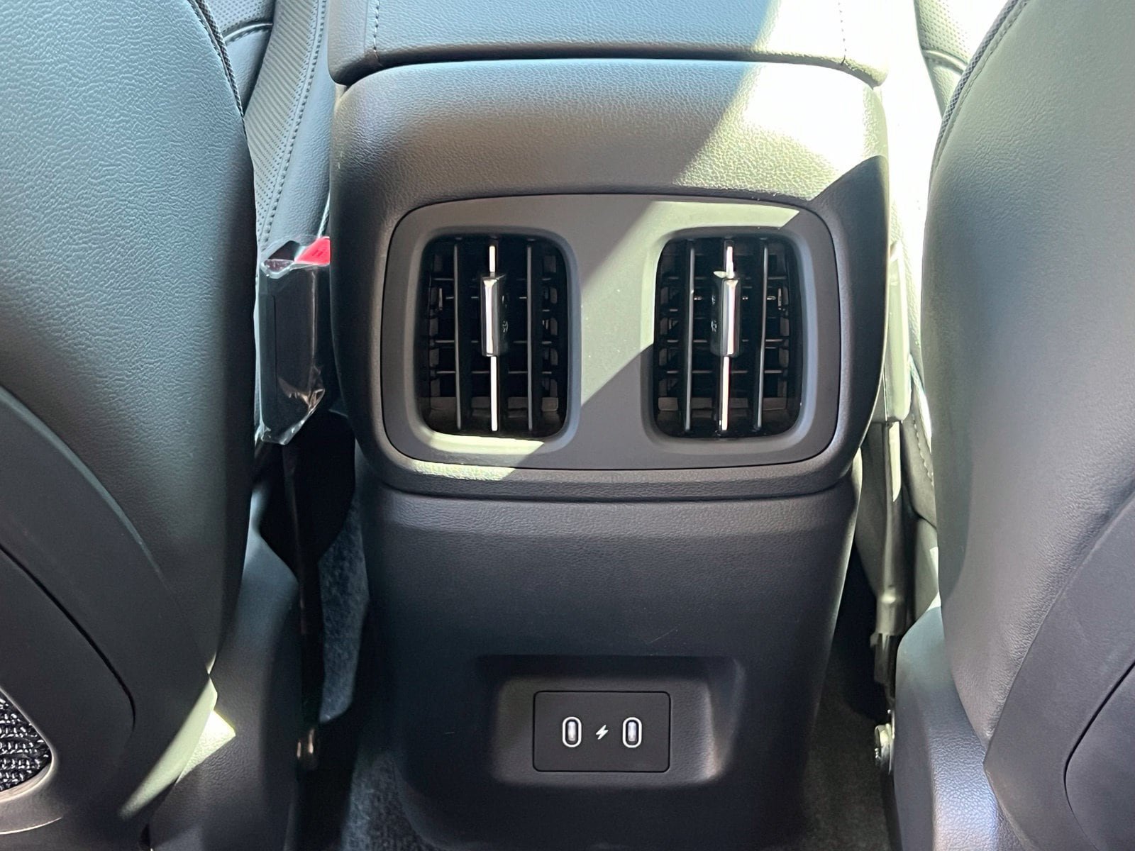 New 2026 Hyundai Tucson Limited FWD image 19