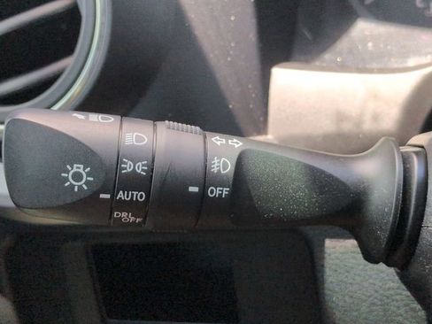 Used 2016 Toyota Tacoma TRD Sport w/ Premium & Technology Package AWD/4WD image 27
