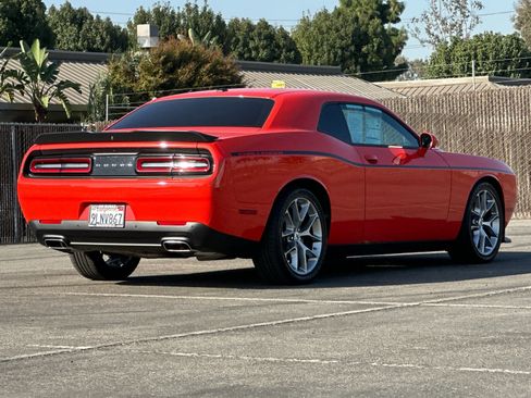Used 2023 Dodge Challenger GT image 4
