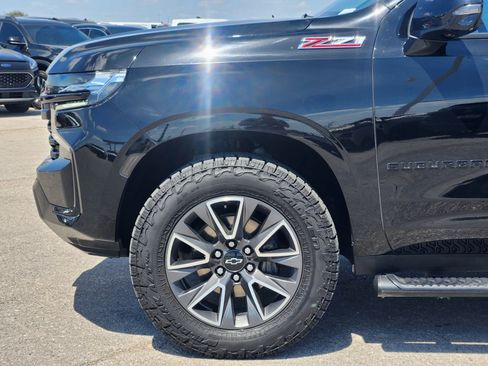Used 2023 Chevrolet Suburban Z71 w/ Luxury Package AWD/4WD image 9