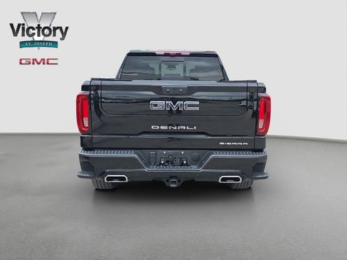 Used 2024 GMC Sierra 1500 Denali Ultimate AWD/4WD image 16