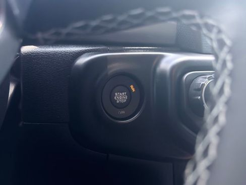 Used 2021 Jeep Wrangler Unlimited Sahara AWD/4WD image 11
