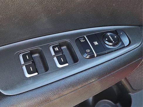 Used 2018 Kia Optima S w/ Panoramic Sunroof Package image 20