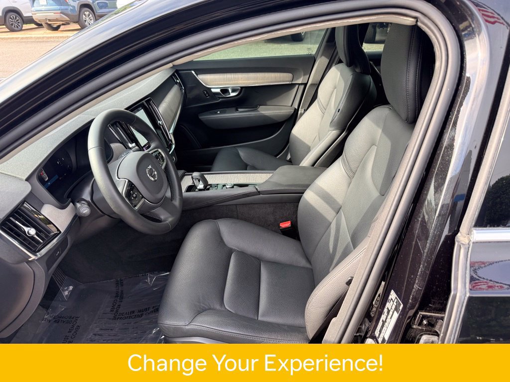 Used 2023 Volvo S90 B6 Plus w/ Protection Package Premier AWD/4WD image 6