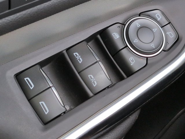 Used 2023 Cadillac XT4 Premium Luxury w/ Driver Assist Package FWD image 24