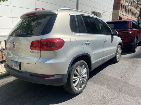 Used 2012 Volkswagen Tiguan SE FWD image 15