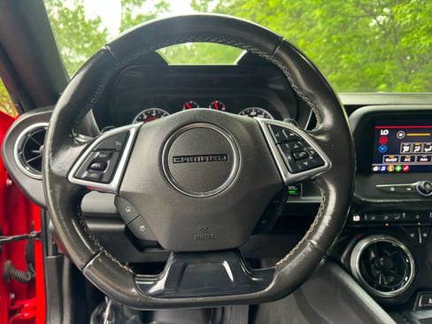 Used 2022 Chevrolet Camaro LS RWD image 15