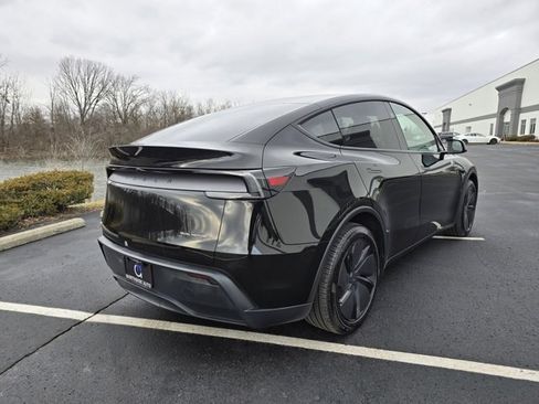 Used 2026 Tesla Model Y Long Range image 7
