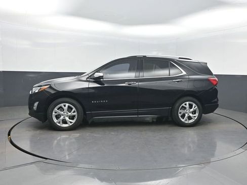 Used 2019 Chevrolet Equinox Premier image 2