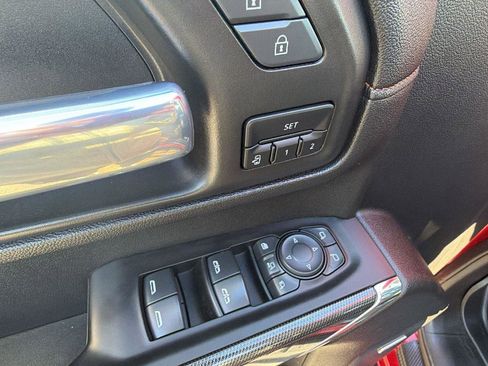 Used 2021 GMC Sierra 2500 AT4 w/ AT4 Premium Plus Package image 26